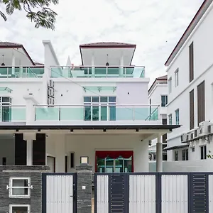 Joyful Guesthouse#islandhosp , George Town Malaysia